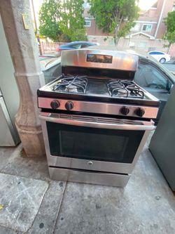 GE Stainless Steel Gas Stove with oven Free Delivery