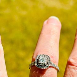 14k Beautiful Neil lane  Diamond Engagement Ring Wrap Not For Sale  