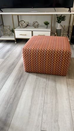 Square ottoman