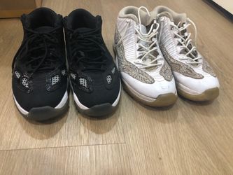 Jordan 11 Lows - Black Cats/ Cobalt size 9.5 M