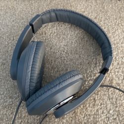 Wired Headphones
