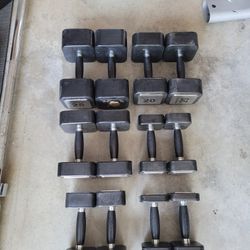 Reebok Dumbbells (2x5Lbs,2x8Lbs,2x10Lbs,2x15Lbs,2x20Lbs,2x25Lbs) for $150 Firm (WALNUT 91789)