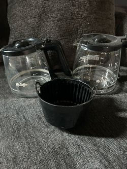 Mr coffee carafes (2) and filter basket