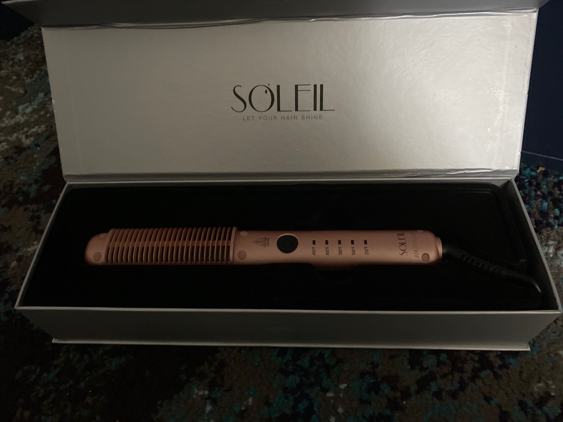 Soleil styling comb/ straightener