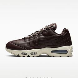 Size 10 Leather brand new original box airmax 95