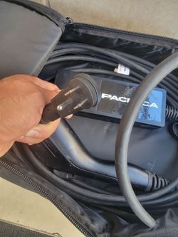Chrysler Pacifica EV Charging Cable with Bag