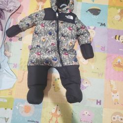  Snow Suit