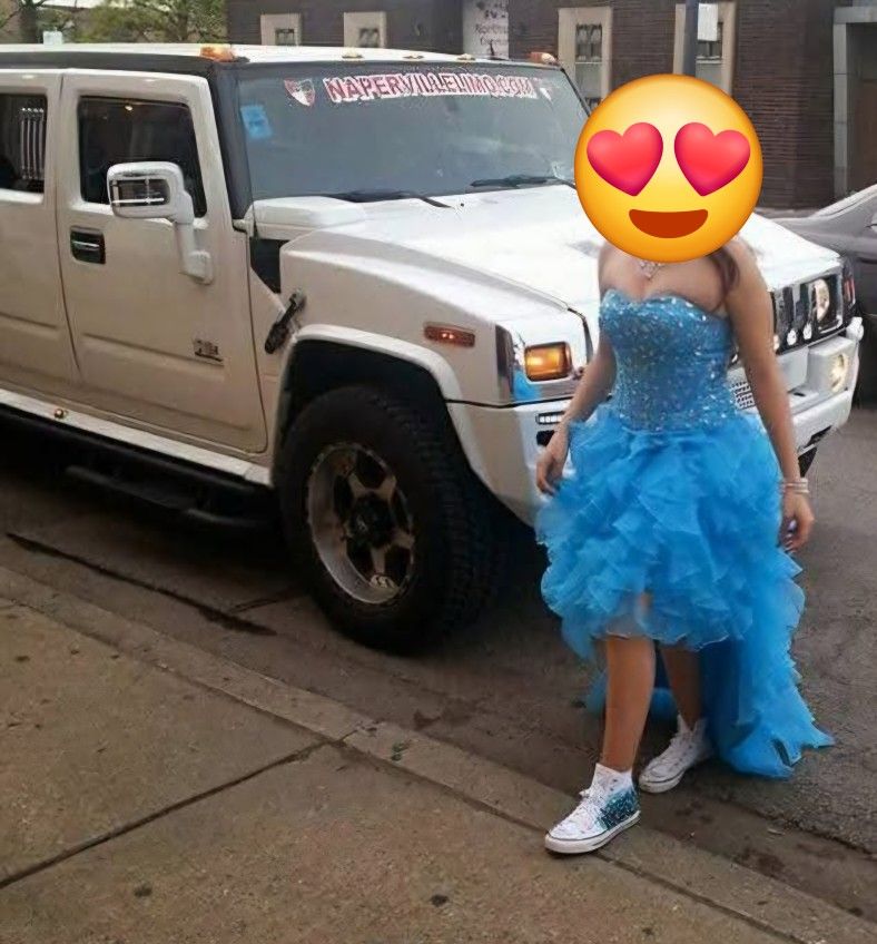 PROM DRESSES
