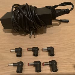 Targus Universal Laptop Charger (apa31us)