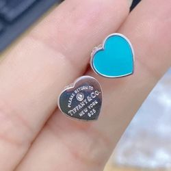 Tiffany&Co Mini Heart-Return To Tiffany Heart Stud Earrings