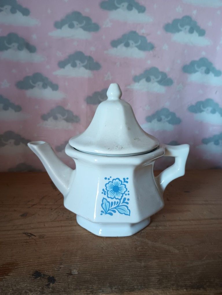 Octagon Candle Holder Or Teapot 