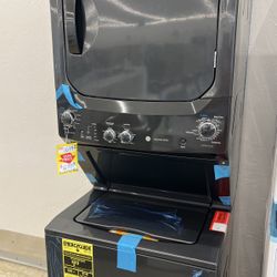 GE Washer And Dryer Stackable 
