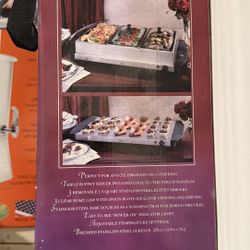 Triple buffet servers 