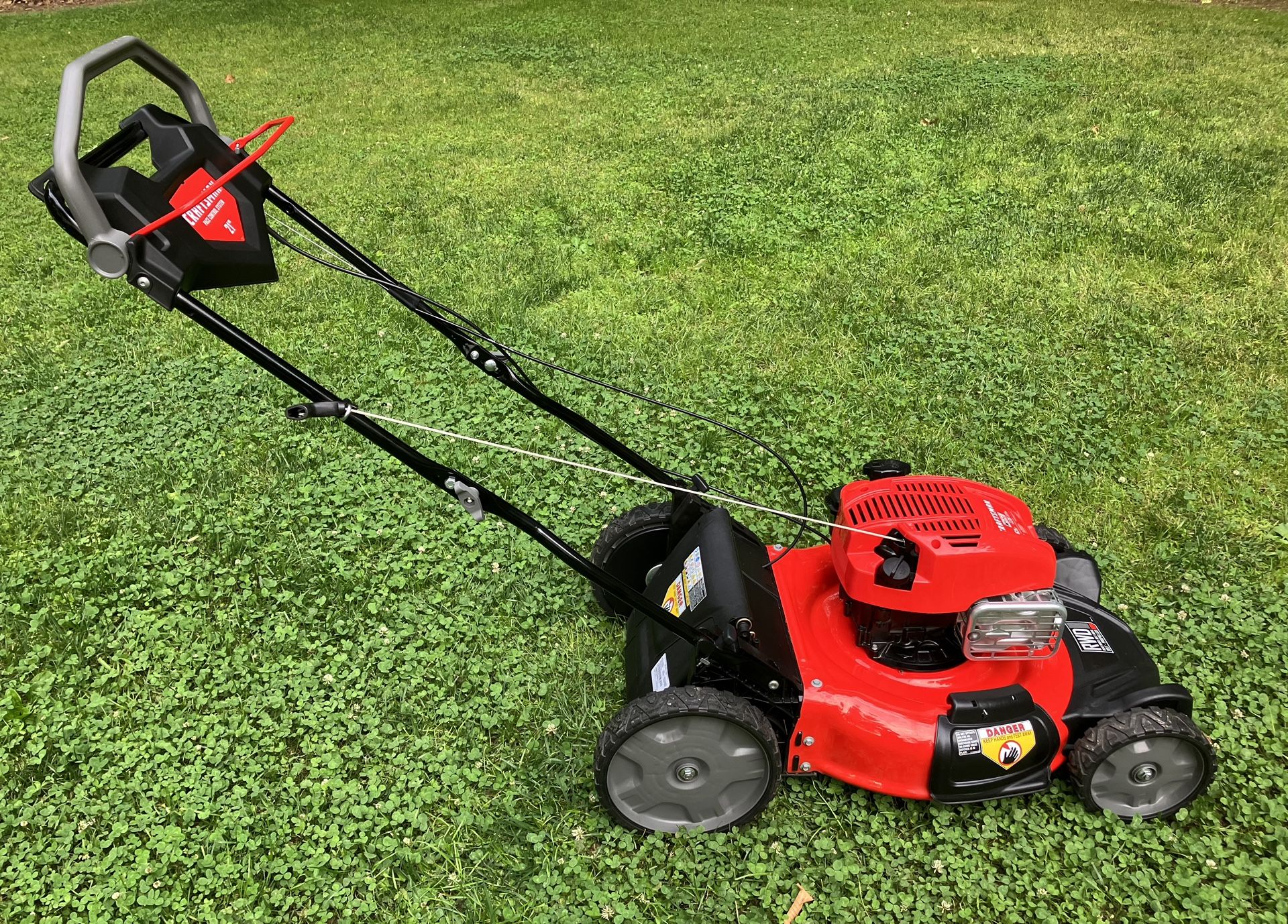 NEW CRAFTSMAN M320 21" Selfpropelled Gas Mower for Sale in Raleigh