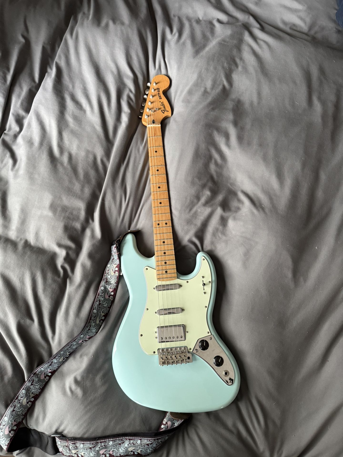 Fender Alternate Reality Sixty Six