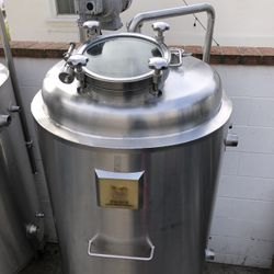 Stainless Steel Jacketed Mixing Tank With Mixer $5000