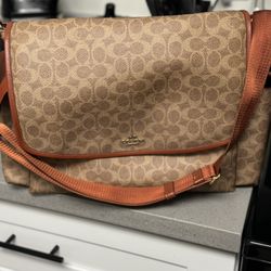 Signature Canvas Baby Messenger Bag