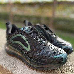 Nike Air Max 720 GS