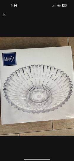 Mikasa Cut glass Center Piece 