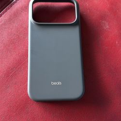 Apple IPhone 17 Pro Beats Case