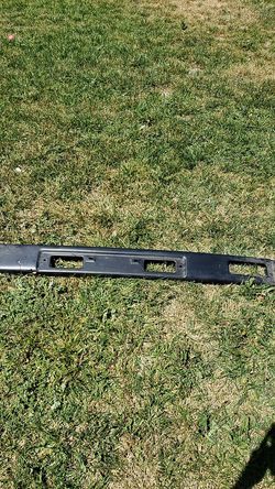 Toyota truck grill. Fits 1989-1991