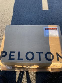 Peloton Screen 30 Inches
