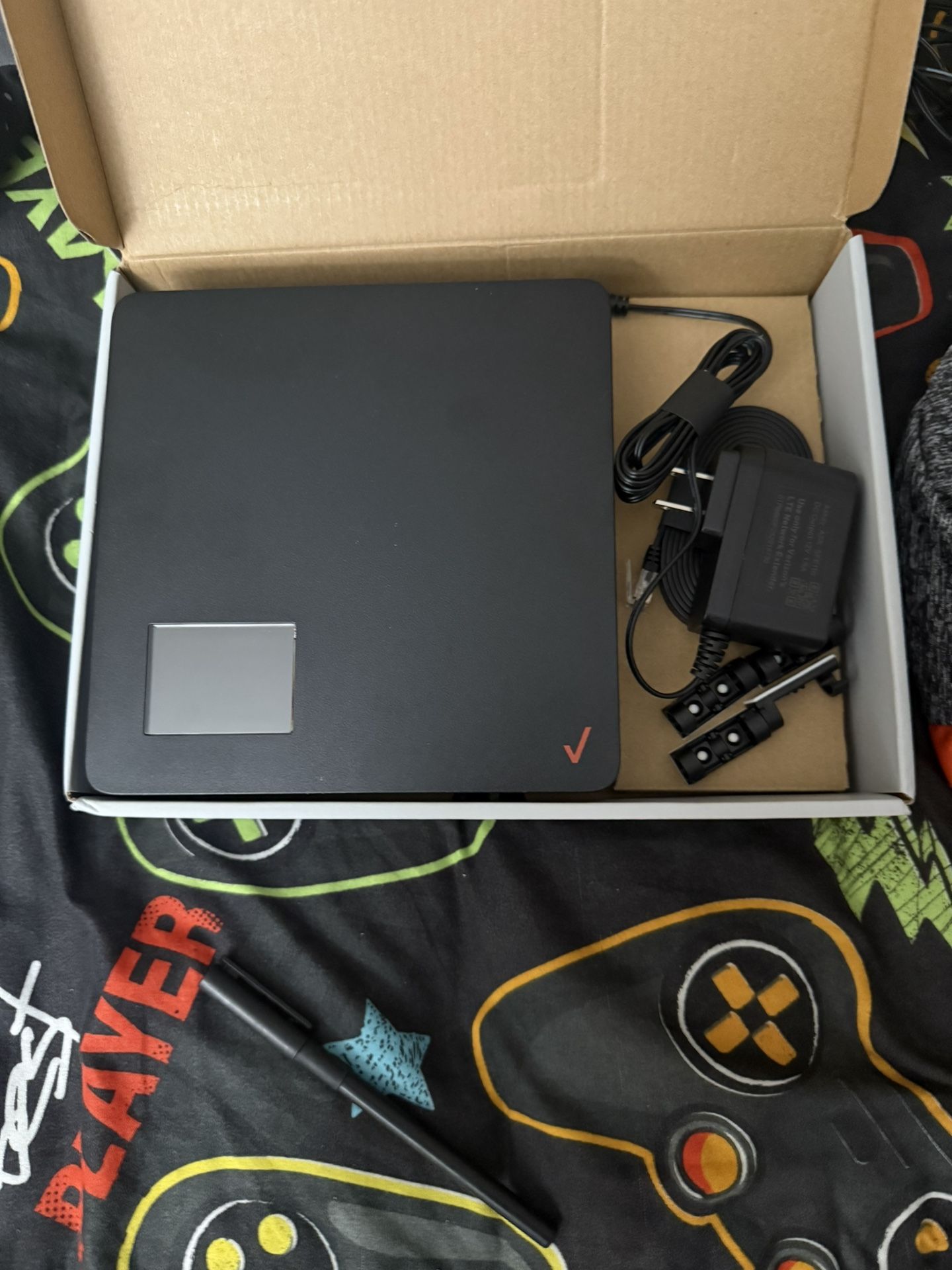 Verizon LTE Network Extender 