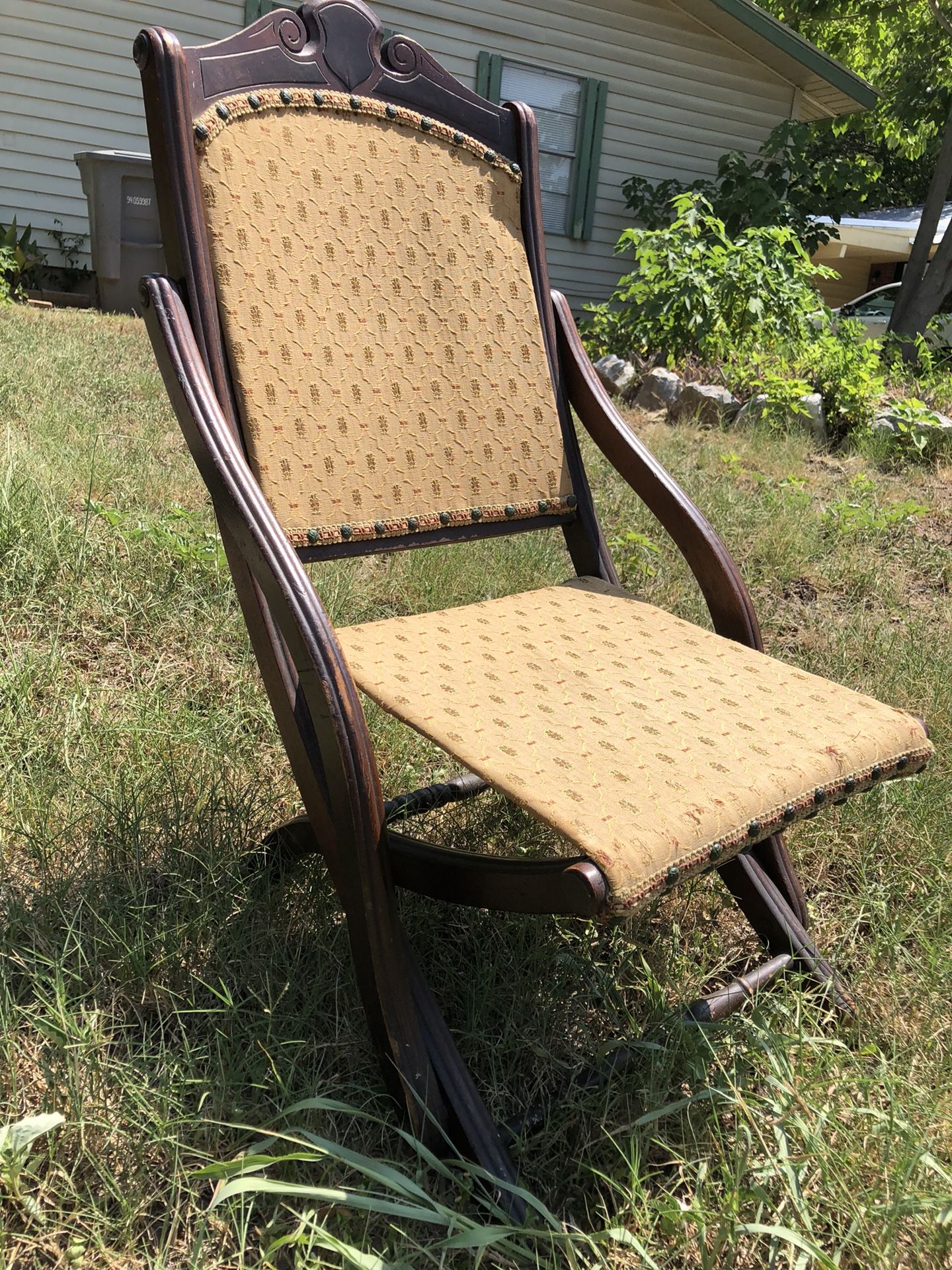 Antique folding concert chair:: pop-up Sale 8-25-18 8am