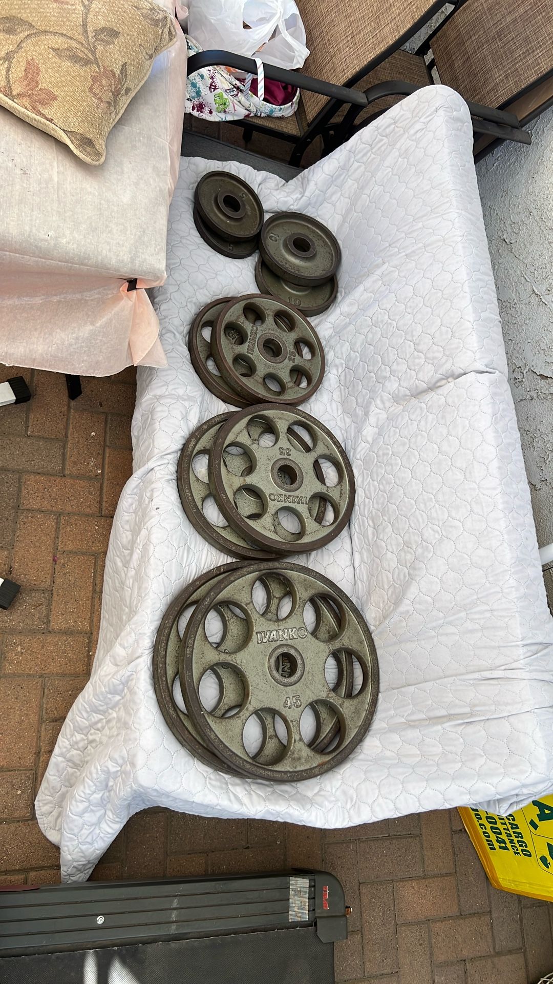 Ivanko Revolver Plates