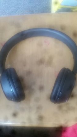 Bluetooth wireless headphones