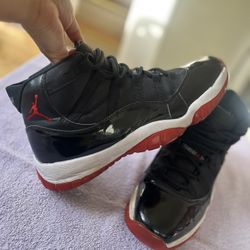 Hurry Hurry Jordan’s In great Shape Size 11