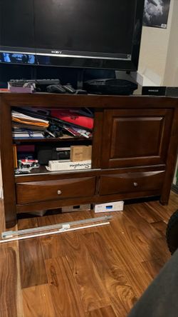 TV stand/ Entertainment System (CASH ONLY)