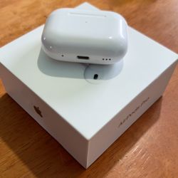 Apple AirPods (2nd Generation)