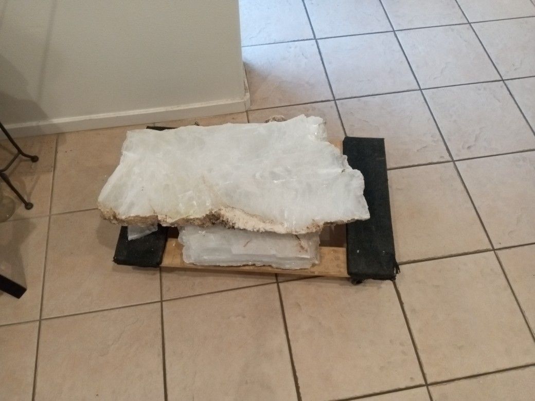 Simulate Rock Weighs About 200 Lb Two Pieces