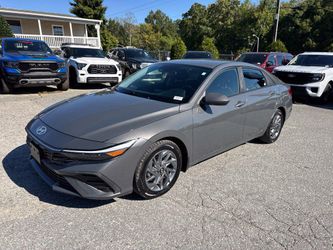 2024 Hyundai Elantra