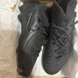 Nike Phantom Pro Soccer Cleats 