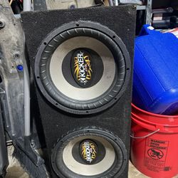 Kicker 12 Subs