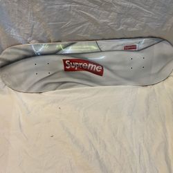 Supreme Tee Deck