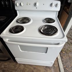 30 in GE  stove with oven works good