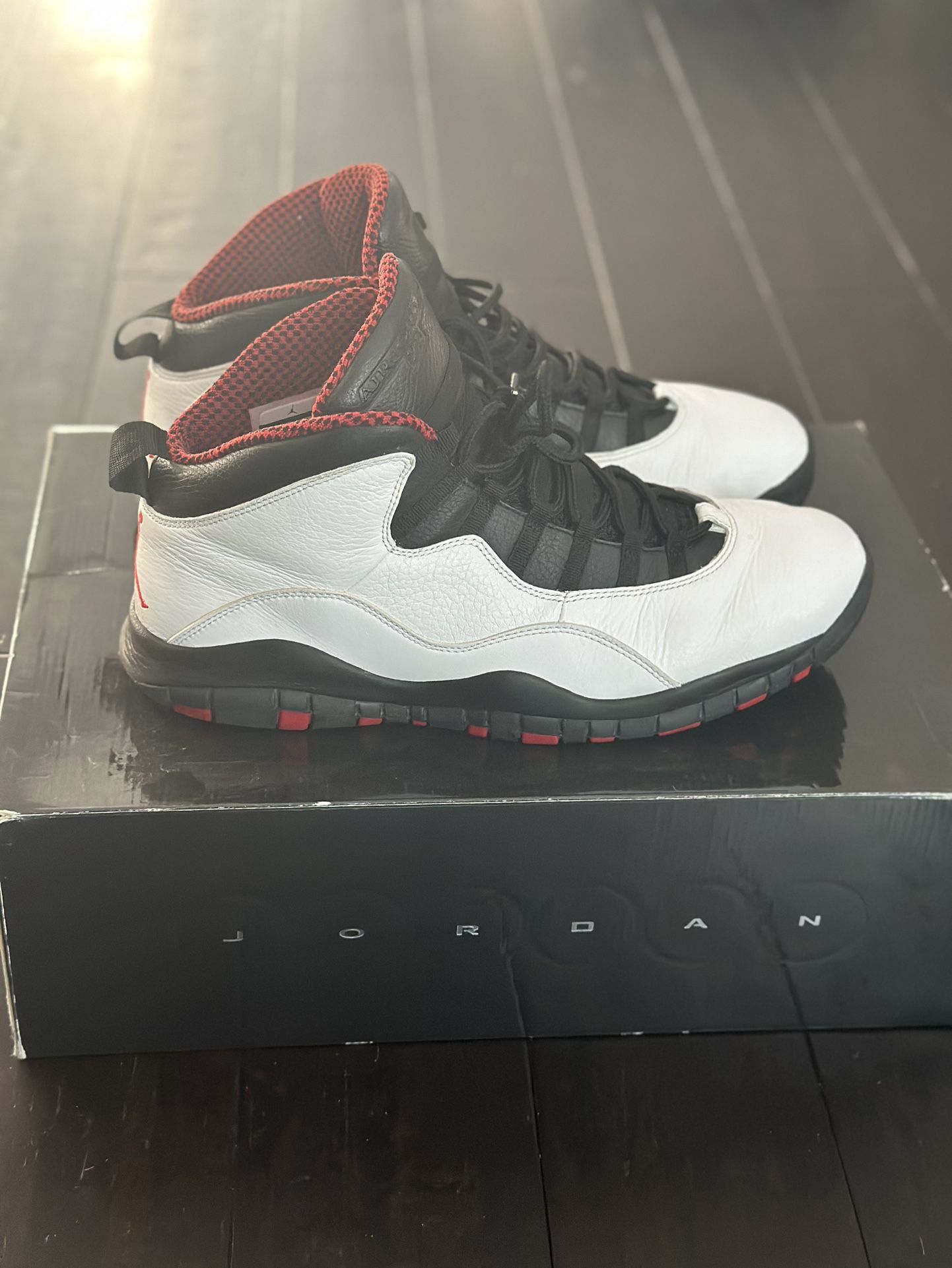 Air Jordan 10 Retro “Chicago” - Size 13