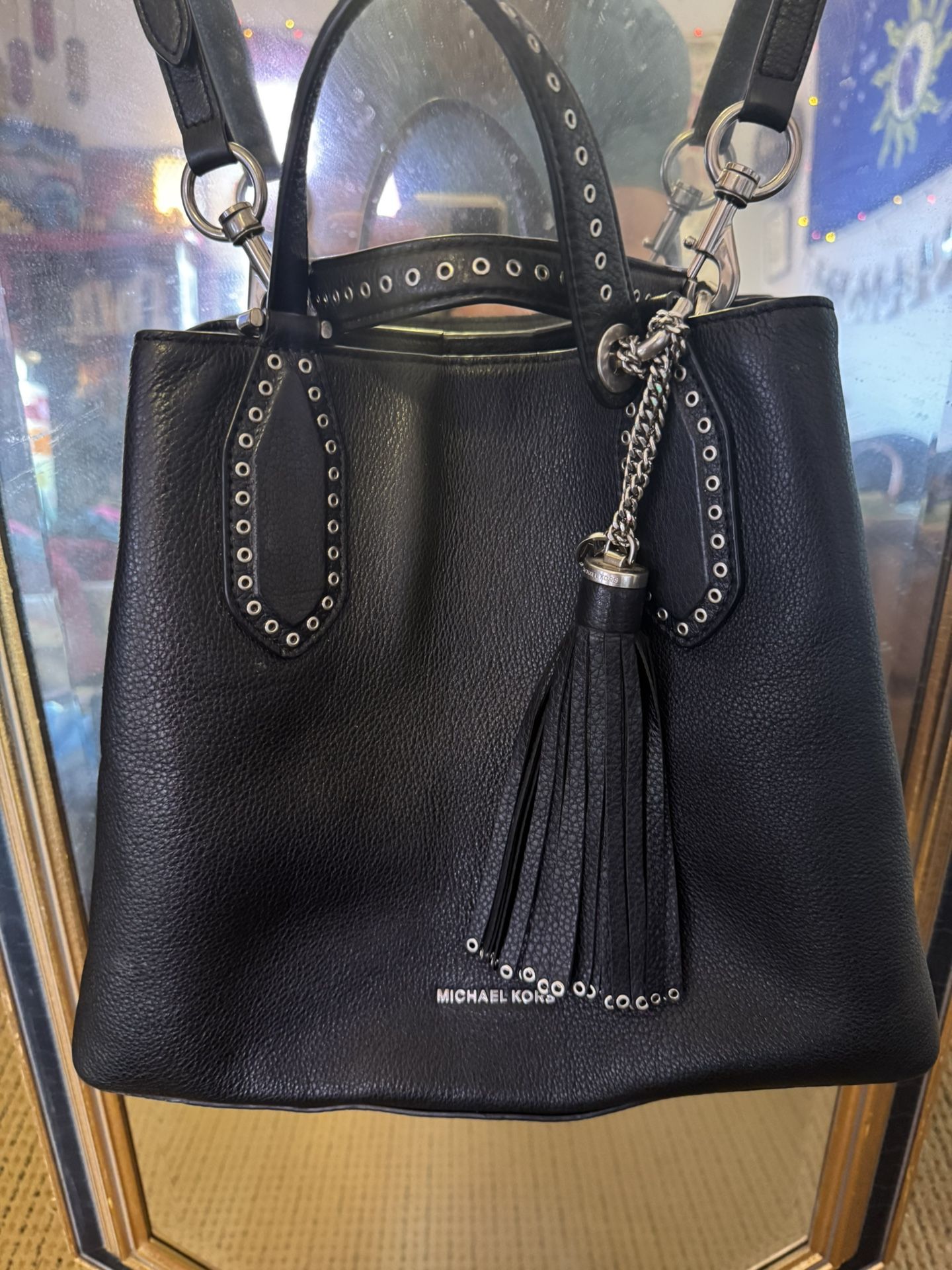 Women’s Leather Purses (2)