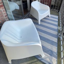 Set of 2 Ikea SKARPÖ indoor outdoor chairs 