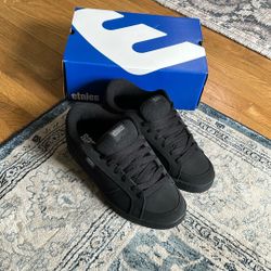 Etnies Kingpin Shoes - Size 10