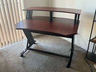 Studio desk - Work station