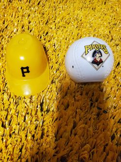 Vintage Pittsburgh Pirates Piggy Bank And Mini Halmet 