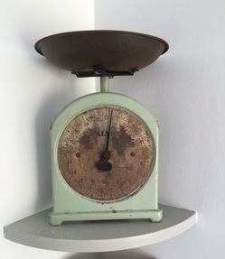 Vintage Scale