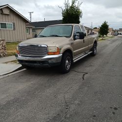 2004 Ford 