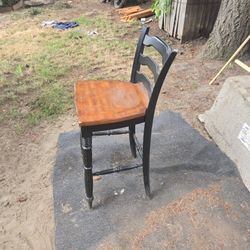 Set Of 4 High Up Chairs 