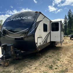 2021 Travel Trailer 