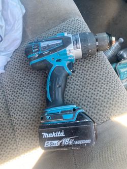 Drill gun with battery